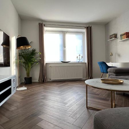 Exklusive 2 Zimmer Eg Wohnung Mit Balkon In Top Lage! BRE Exterior foto