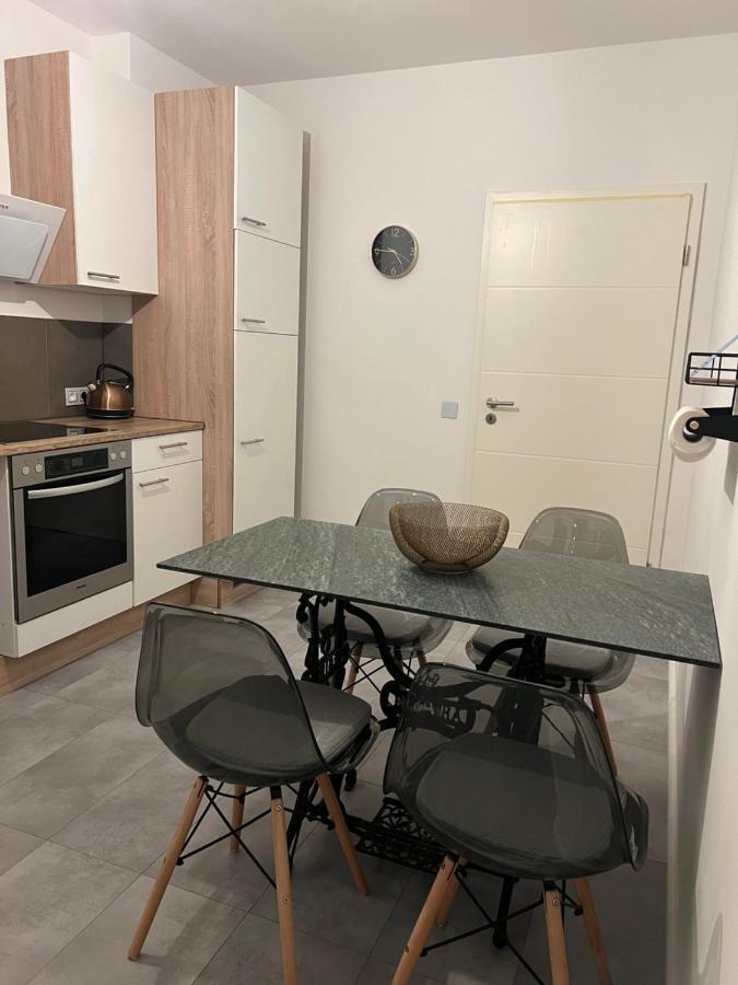 Exklusive 2 Zimmer Eg Wohnung Mit Balkon In Top Lage! BRE Exterior foto